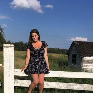 Meet your Posher, Marie-andree